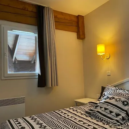 Le Chamois 512 Meuble Pour 5 Personnes Au Pied Des Pistes Domaine Galibier Thabor Apartment *
